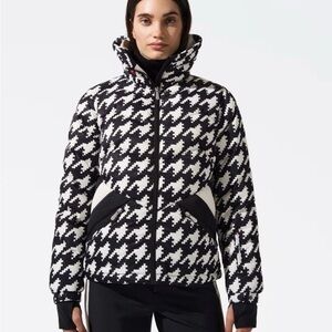 Perfect Moment Apres Duvet Houndstooth Black and White Ski Jacket Medium